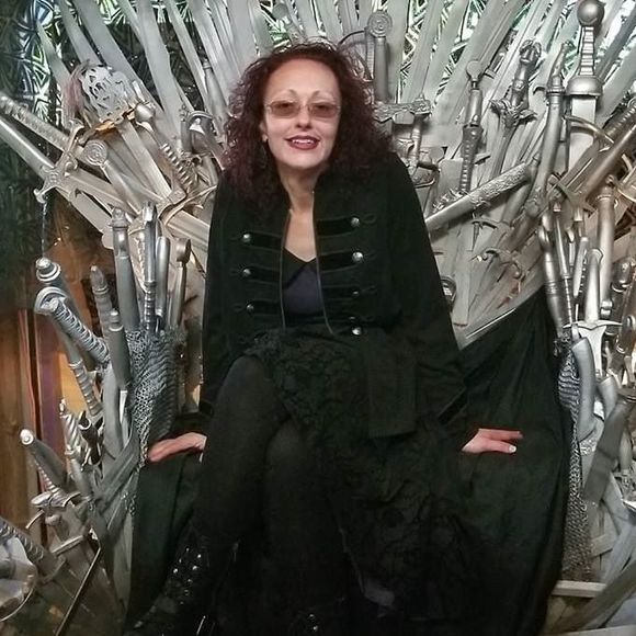 Meet your Posher, Andrea - Picture 1 of 1